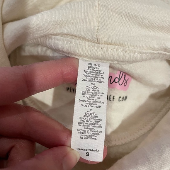 Hey Friends (featured on the Drew Barrymore Show) Hoodie and t-shirt - Picture 8 of 9